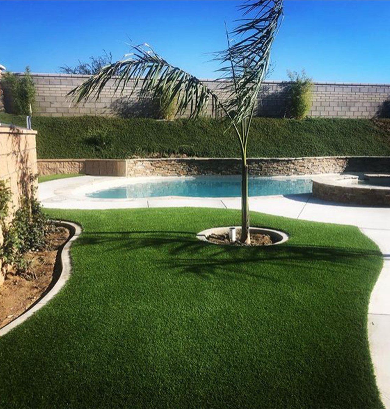 Artificial Grass Maintenance, Helpful Tips to clean your Turf, Corona