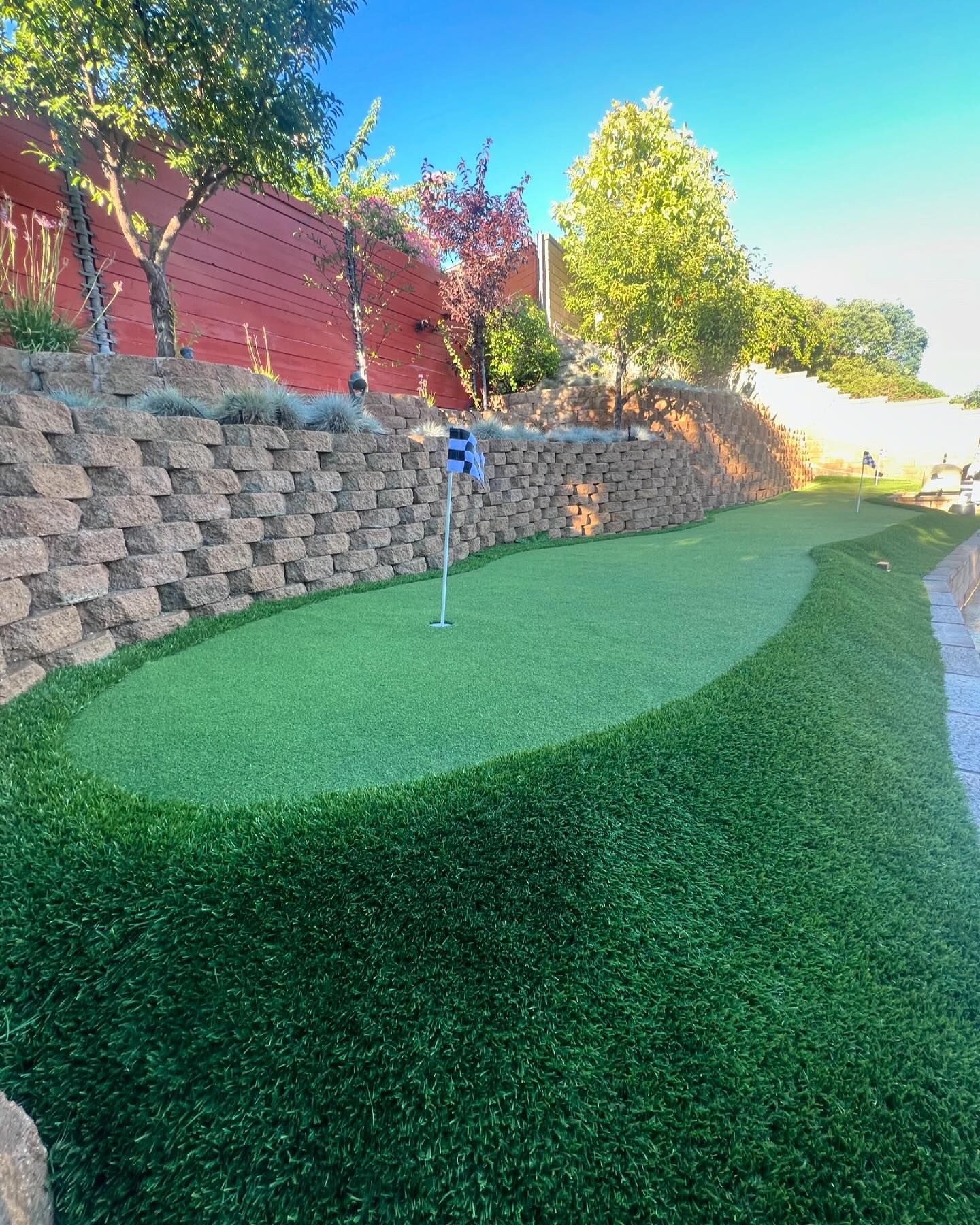 Custom Putting Green, Oak Hills Fringe and Links Putt Putting Green, Yorba Linda, CA