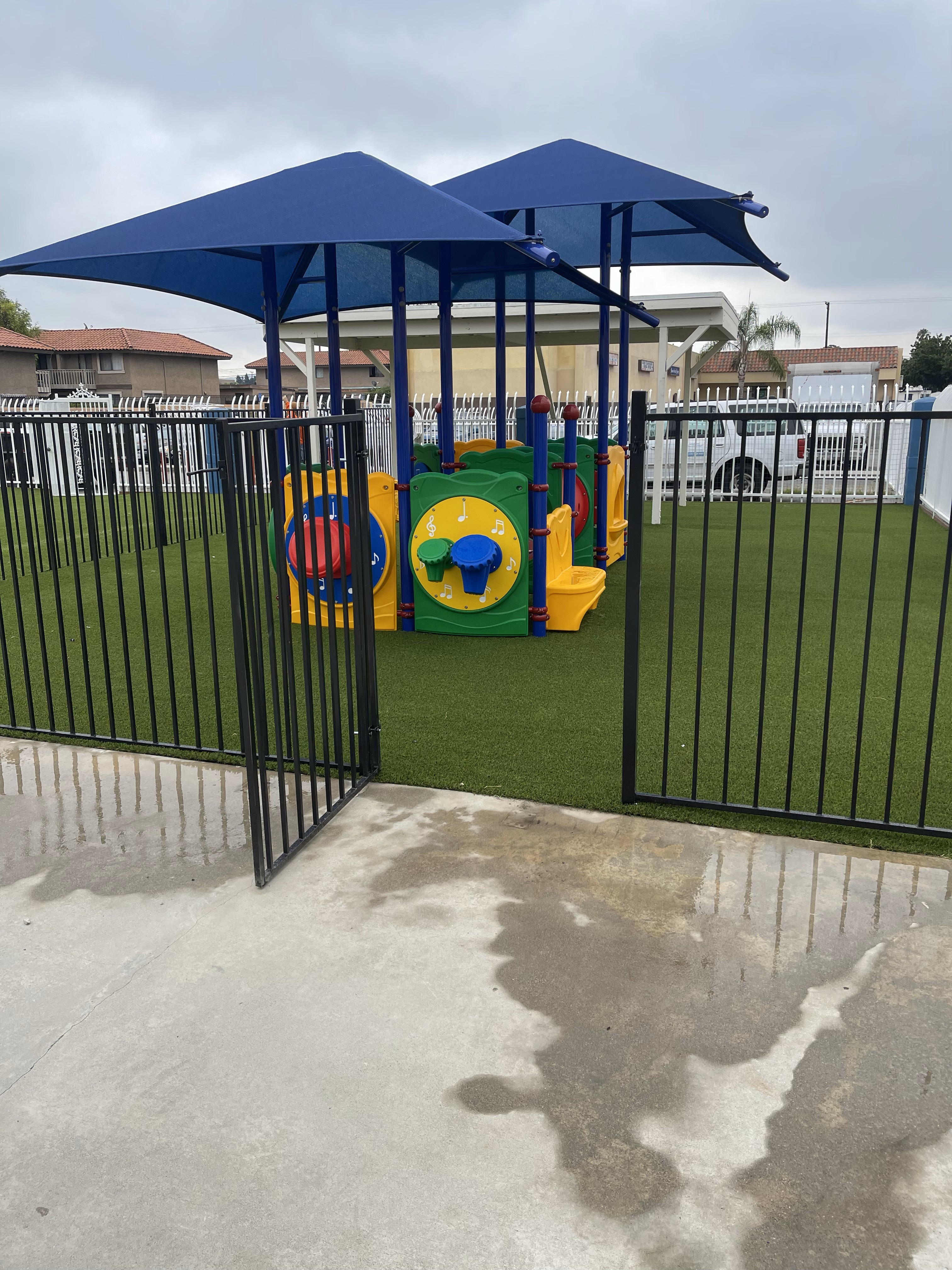 Playground Artificial Grass for Indoor & Outdoor Play Area, Corona
