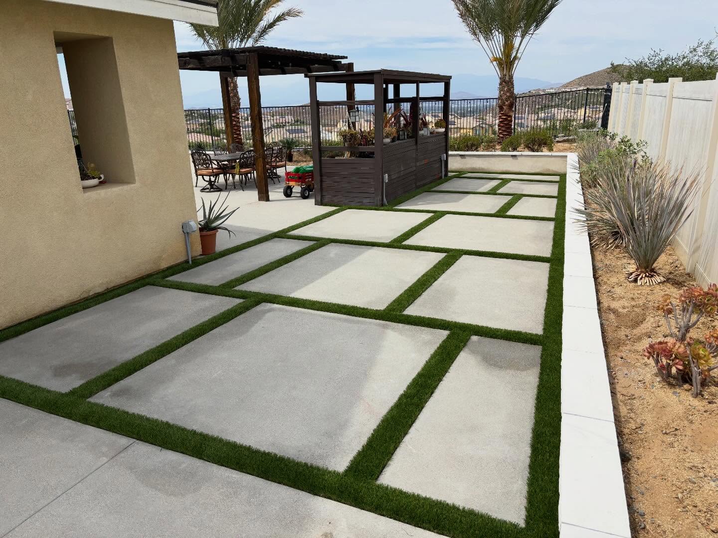 Paver Patio, Corona Artificial Grass & Pavers
