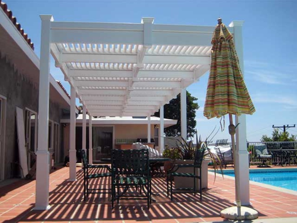 Vinyl Fencing, Corona Artificial Grass & Pavers